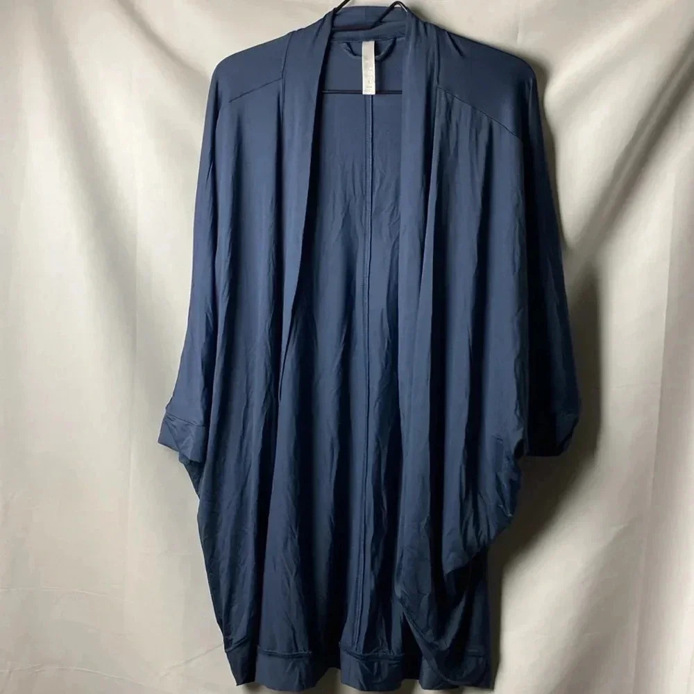 CACIQUE WOMENS SIZE 18/20 NAVY NYLON SPANDEX SLEEP JACKET‎ WITH POCKETS - Picture 2 of 11